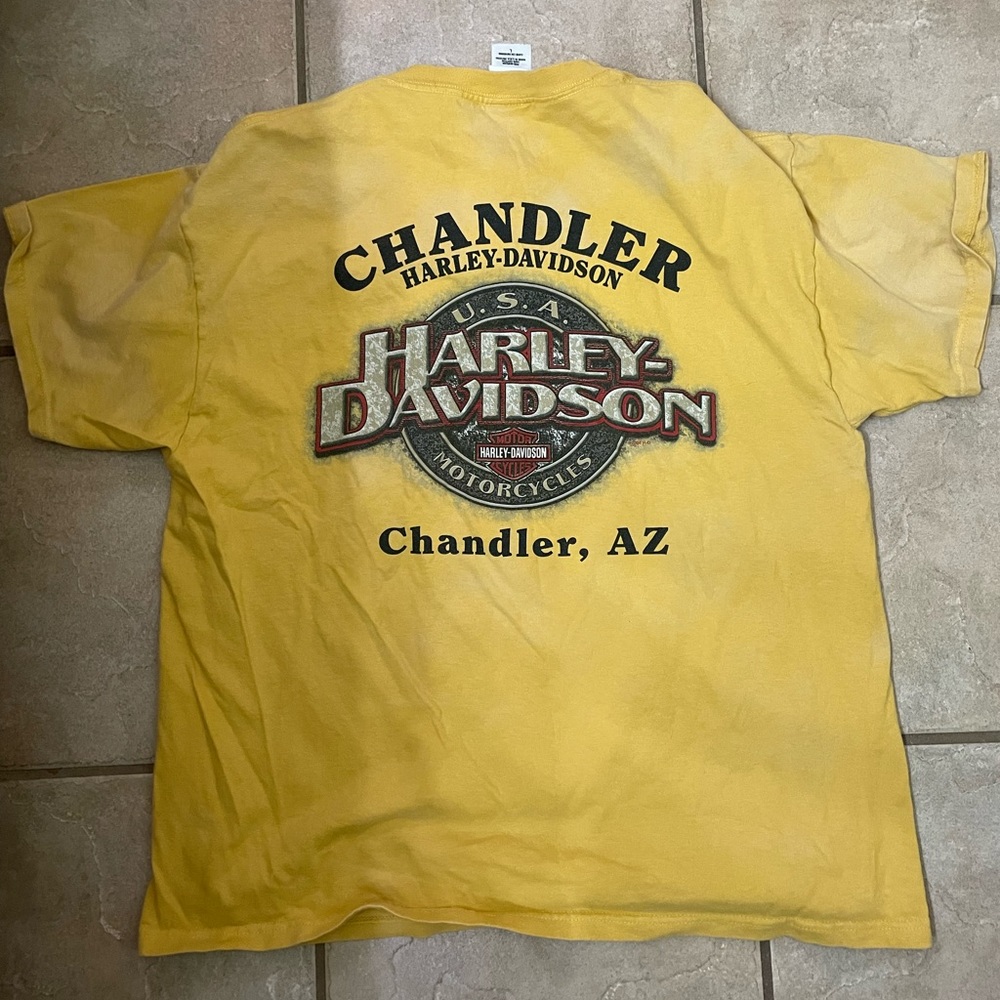 Vintage short sleeve Harley tee.